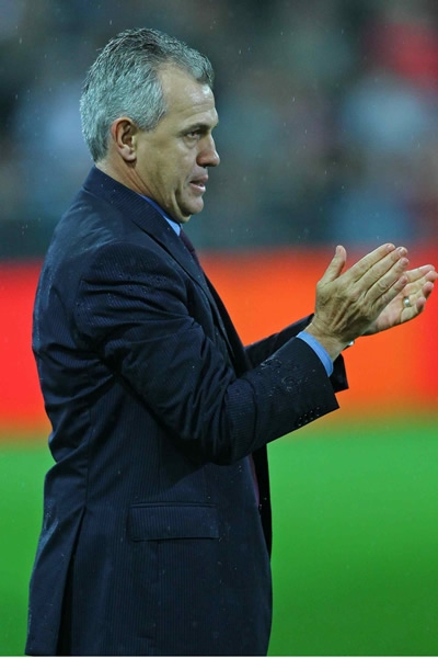 Aguirre celebra la anotación de su equipo