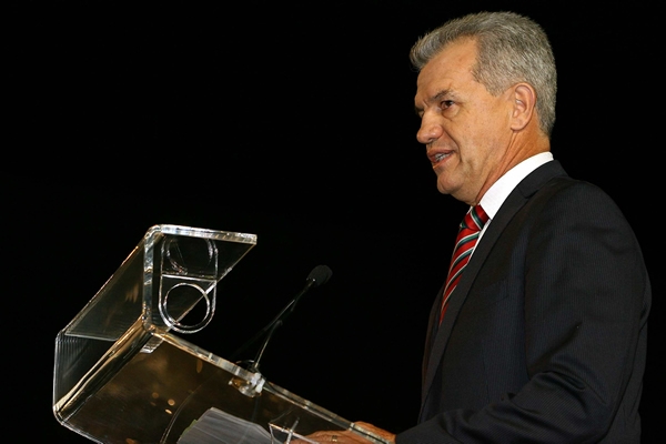 Aguirre habló para los presentes