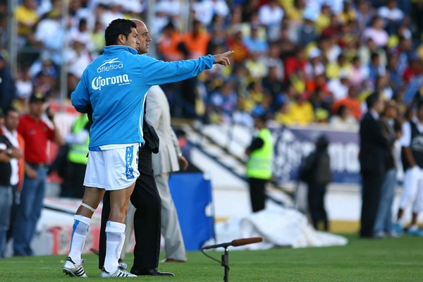 Al Chelís le dicen que confíe en su afición.