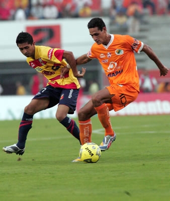 Al final, buen empate entre Jaguares y Monarcas
