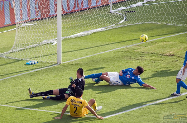 Al minuto 22, el América ya tenía 2 goles en el marcador.