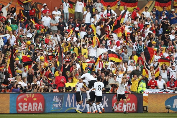 Alemania aplastó a Inglaterra