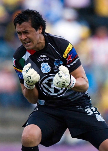 Alexandro Álvarez estuvo en plan grande.