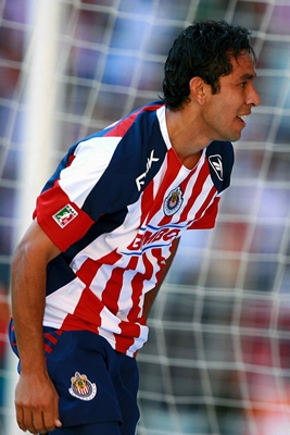 Amaury Ponce anotó el gol para Chivas