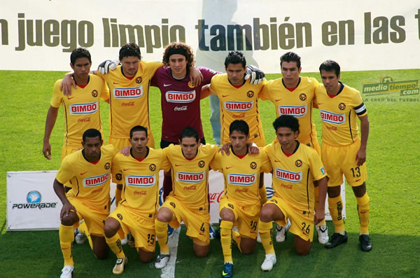 América es retratado antes del inicio del encuentro.
