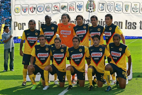 América posa para la tradicional foto de equipo