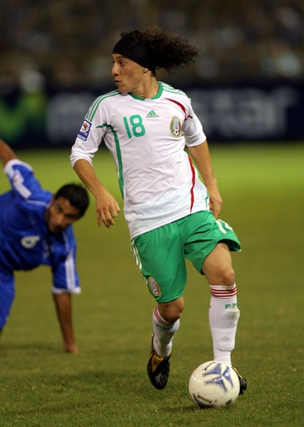 Andrés Guardado no pudo lucir