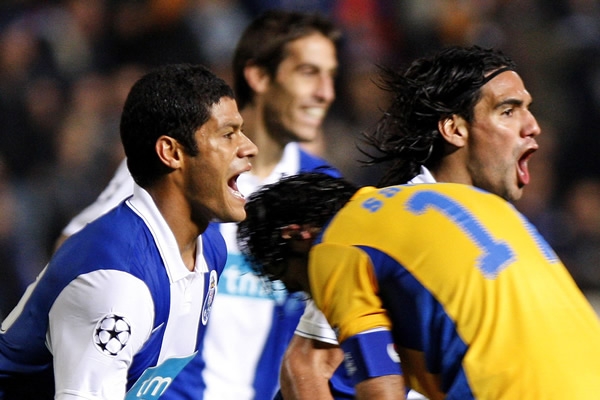 APOEL-Porto 2