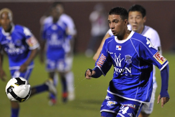 Árabe Unido-Cruz Azul