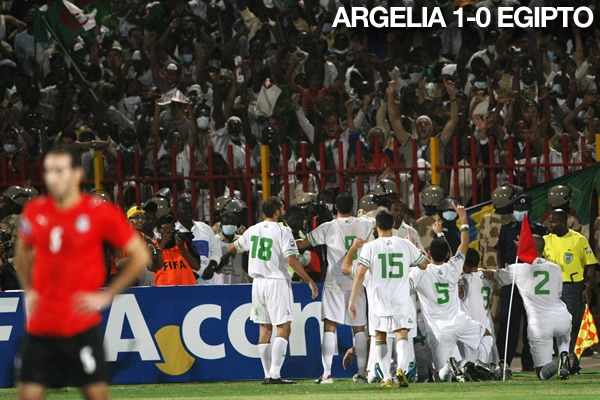 Argelia 1-0 Egipto