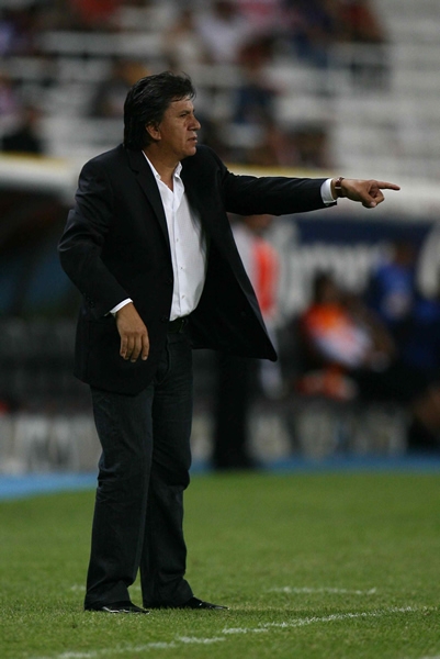 Arias sigue con un buen paso en su aventura chiva