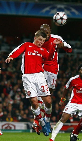 Arsenal-Standard 6