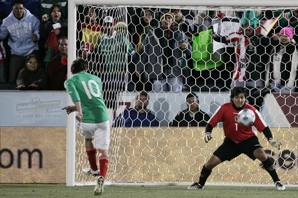 Así marcó Vuoso el primero del juego.