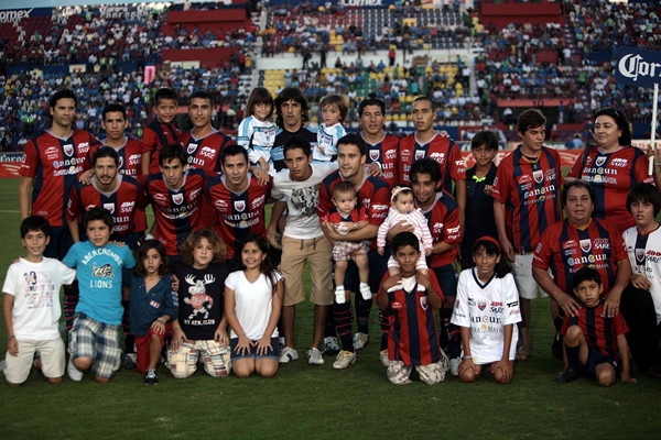Atlante se toma la tradicional foto de equipo