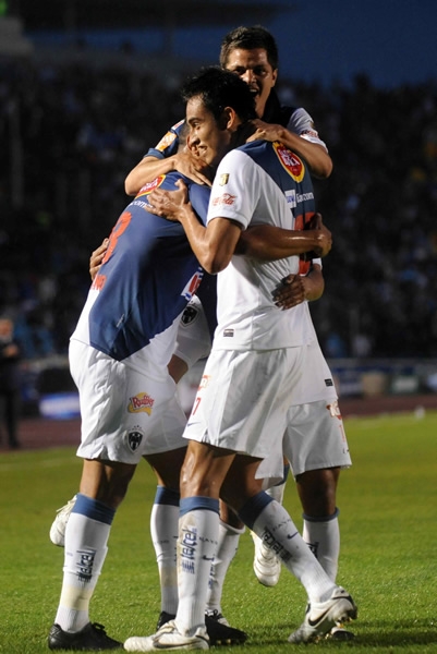 Baiano culminó un gran contragolpe