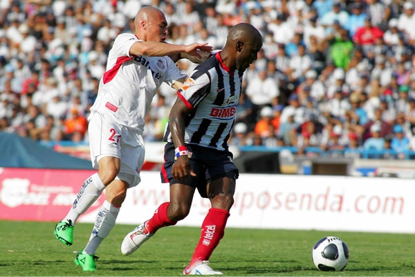 Baloy dio un gran partido