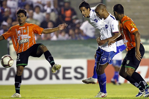 Banfield 0-2 Nacional9