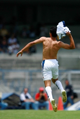 Barrera festejando en el Pumas ante Puebla