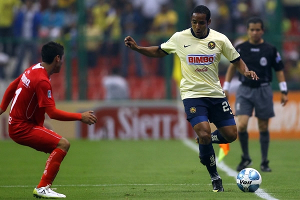 Beausejour intentó varias oportunidades