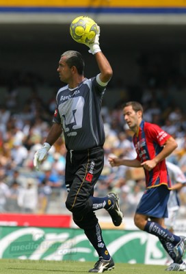 Bernal casi no tuvo trabajo.