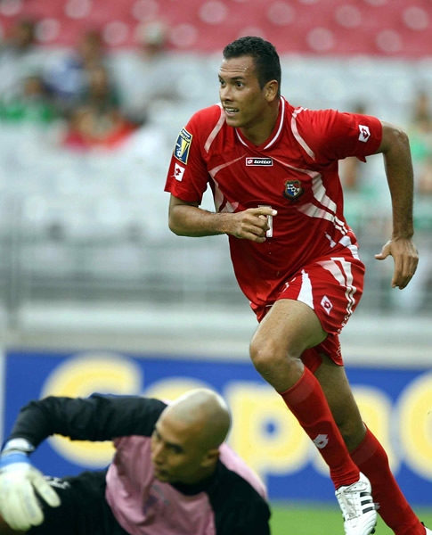 Blas es el goleador de Panamá.