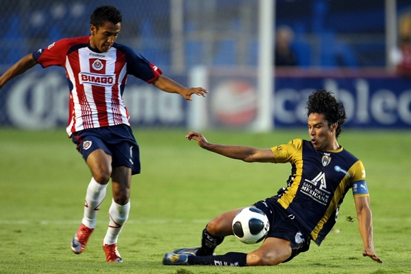 Braulio recuperó muy bien la pelota.