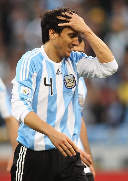 Burdisso no puede ocultar su sentimiento