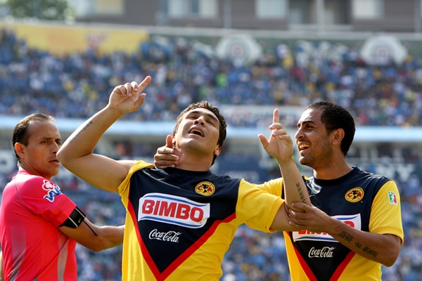 Cabañas ya le ha anotado 13 goles al Cruz Azul como americanista