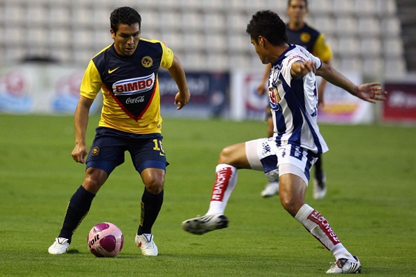 Cabañas lo intentó, pero no pudo evitar la derrota de su equipo