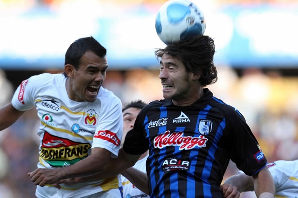 De cabeza, Romo la mandó guardar al fondo de las redes