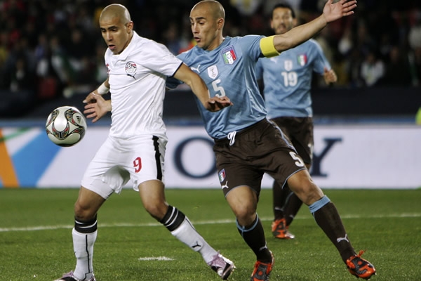 Cannavaro no pudo con Zidan.