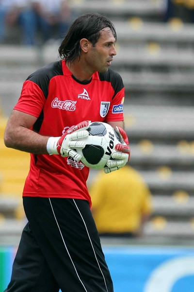 Carlos Gustavo Bossio, portero de Gallos