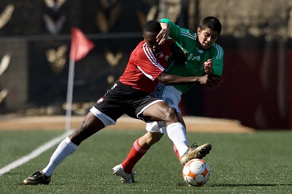 César Ibañez de la Selección Mexicana ante Trinidad y Tobago en el Premundial Sub-17