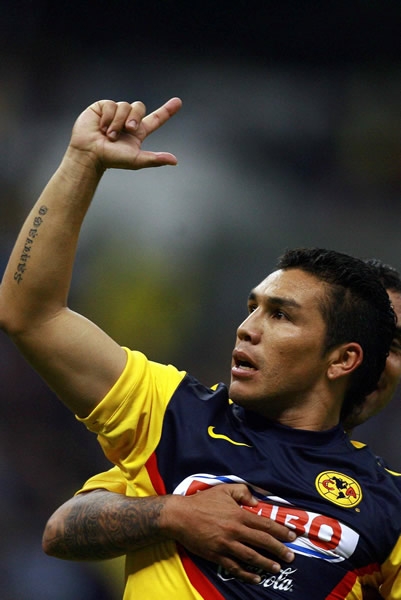 Chava Cabañas cobró por el centro