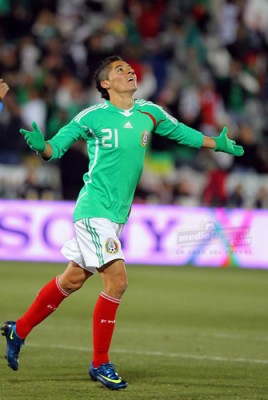 ';Chema'; Cárdenas se estrenó con la playera verde, marcando un gol.