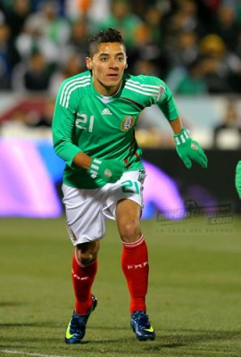 ';Chema'; Cárdenas se estrenó con la playera verde, marcando un gol.