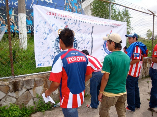 CHIVAS