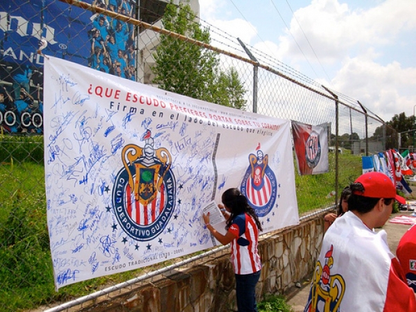 CHIVAS