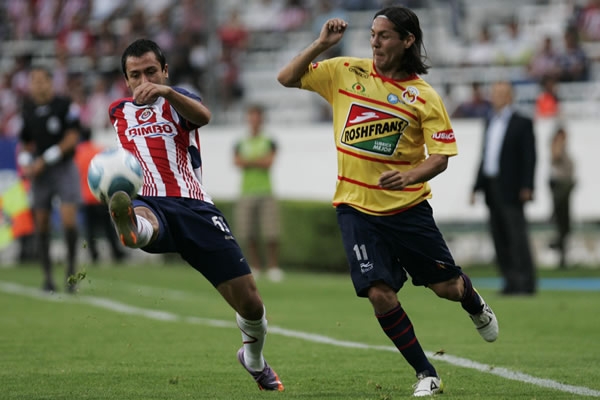 Chivas lo intentó, pero no pudo con Morelia