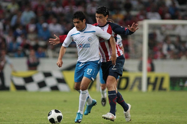 Chivas macó bien a Cruz Azul