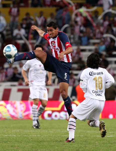 Chivas venció a los Potros de Hierro del Atlante