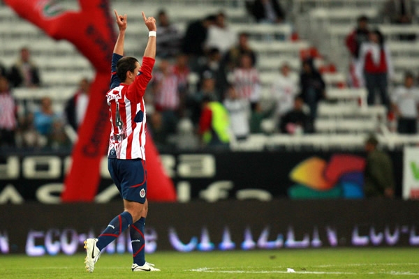 Chivas venció 3-1 al Toluca