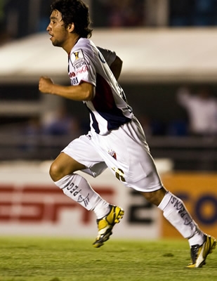 Christian Bermúdez del atlante festejando en ida de final de concachampions