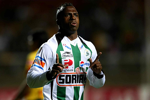 Christian ';Chucho'; Benítez puso la paridad a los 6';.