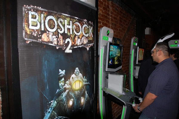 Coctel de lanzamiento Bioshock 2 1