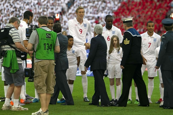 Compean también saludo al equipo inglés