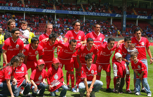 Con este nuevo triunfo, los Diablos comparten la cima del torneo con Pachuca.