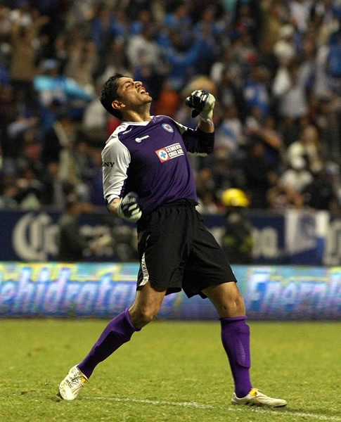 Corona festeja el empate