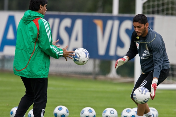 Corona se prepara para el encuentro