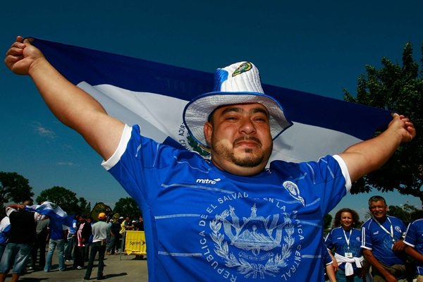 Costa Rica-El Salvador en Copa Oro 2009